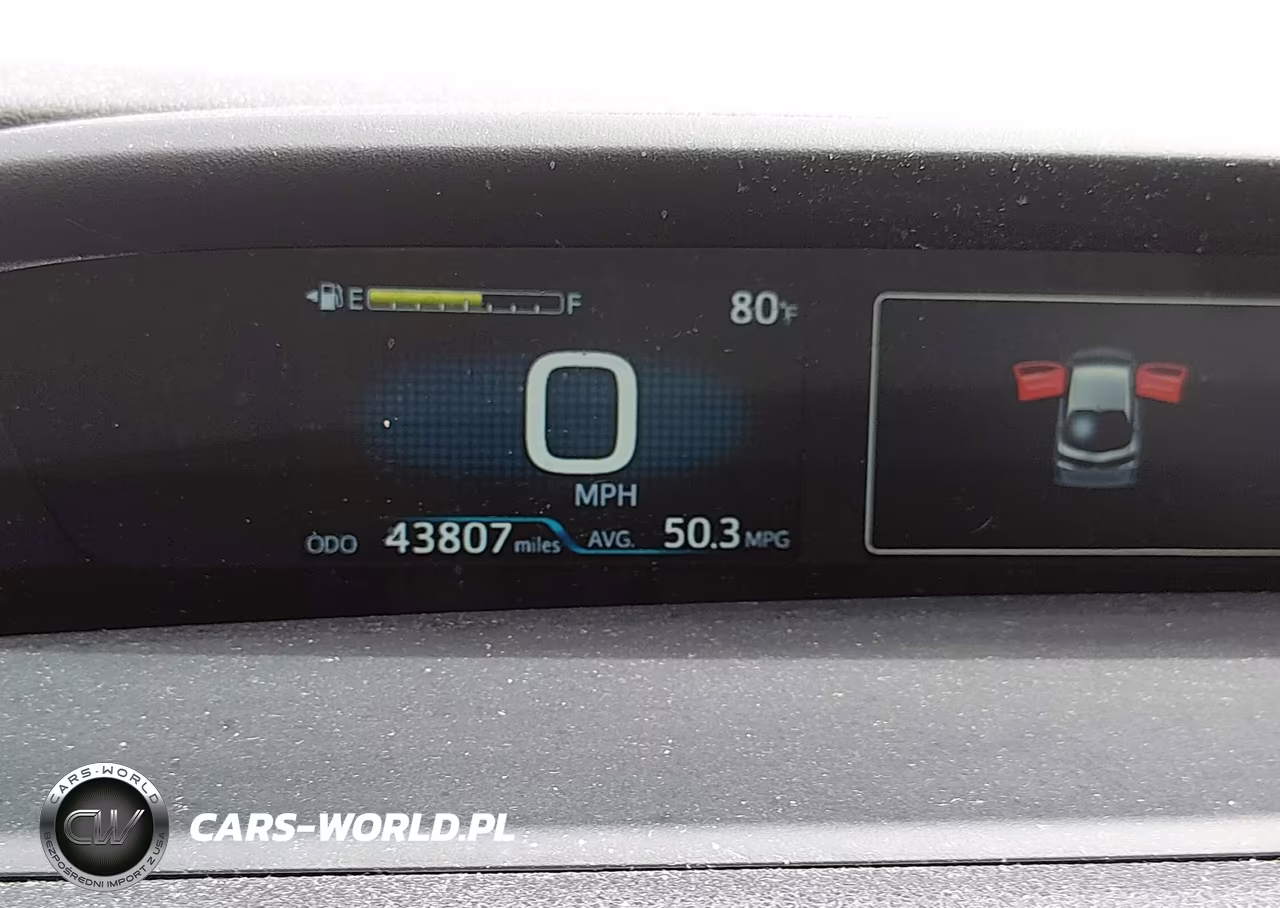 2021 Toyota Prius Prime Xle VIN:JTDKAMFP2M3185996 - 15
