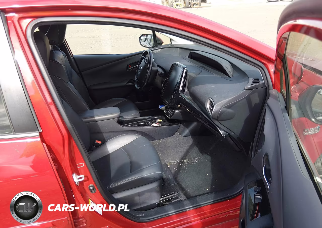 2021 Toyota Prius Prime Xle VIN:JTDKAMFP2M3185996 - 5