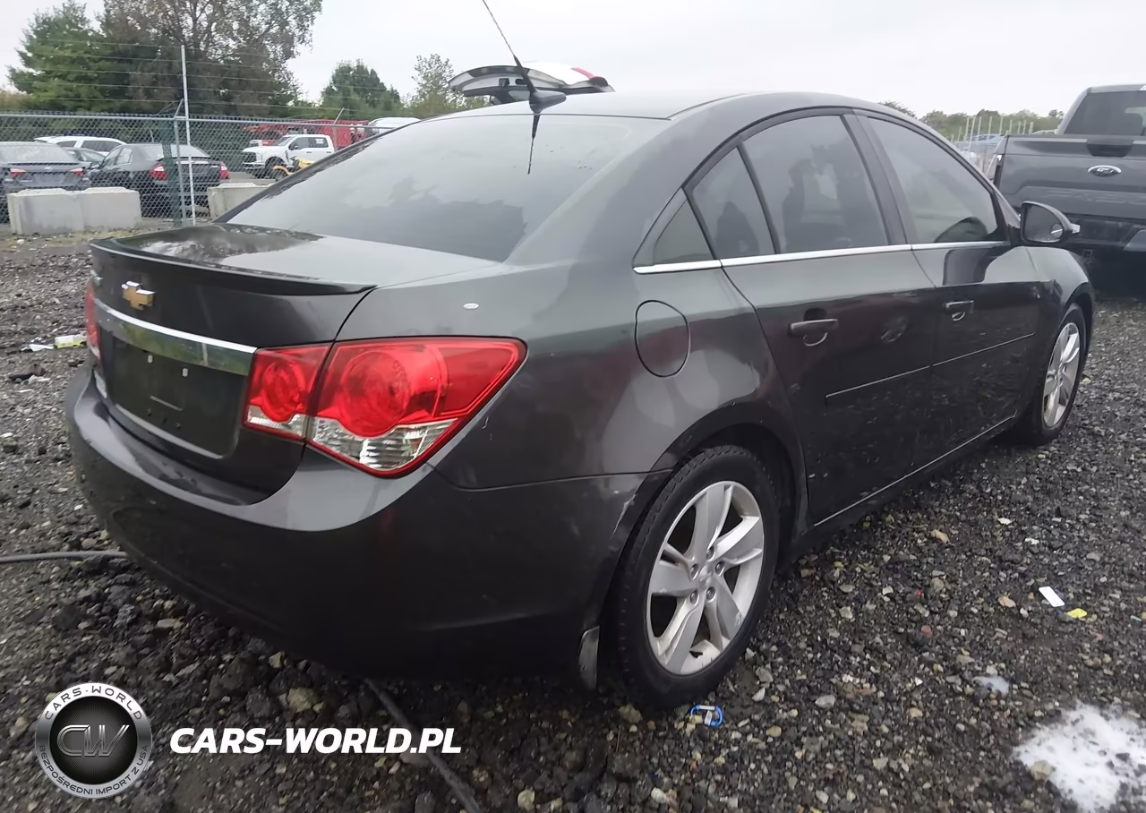 2014 Chevrolet Cruze Diesel VIN:1G1P75SZ2E7281194 - 4