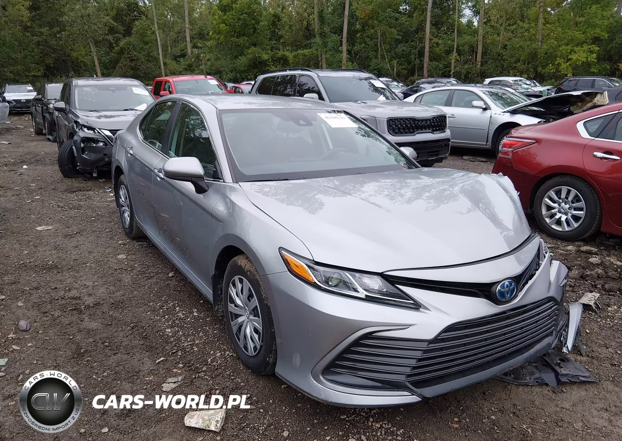 2024 Toyota Camry Hybrid Le VIN:4T1C31AKXRU069824 - 1