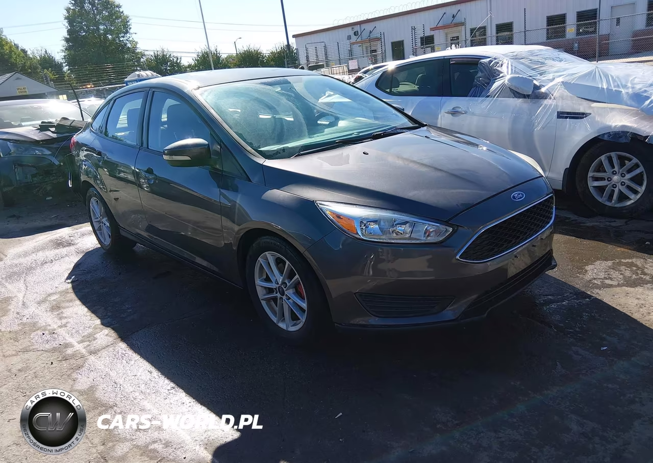 2017 Ford Focus Se VIN:1FADP3F22HL202751 - 1