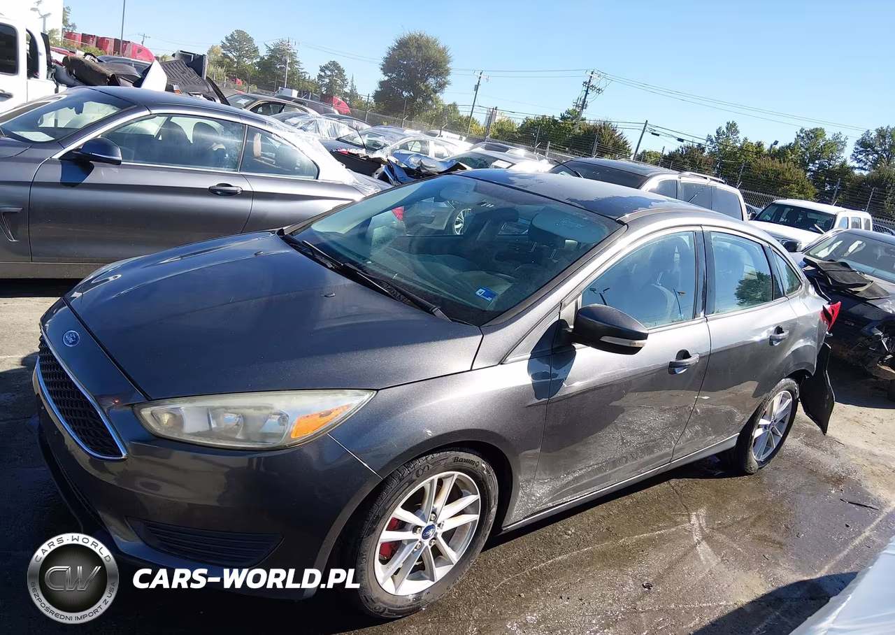 2017 Ford Focus Se VIN:1FADP3F22HL202751 - 14