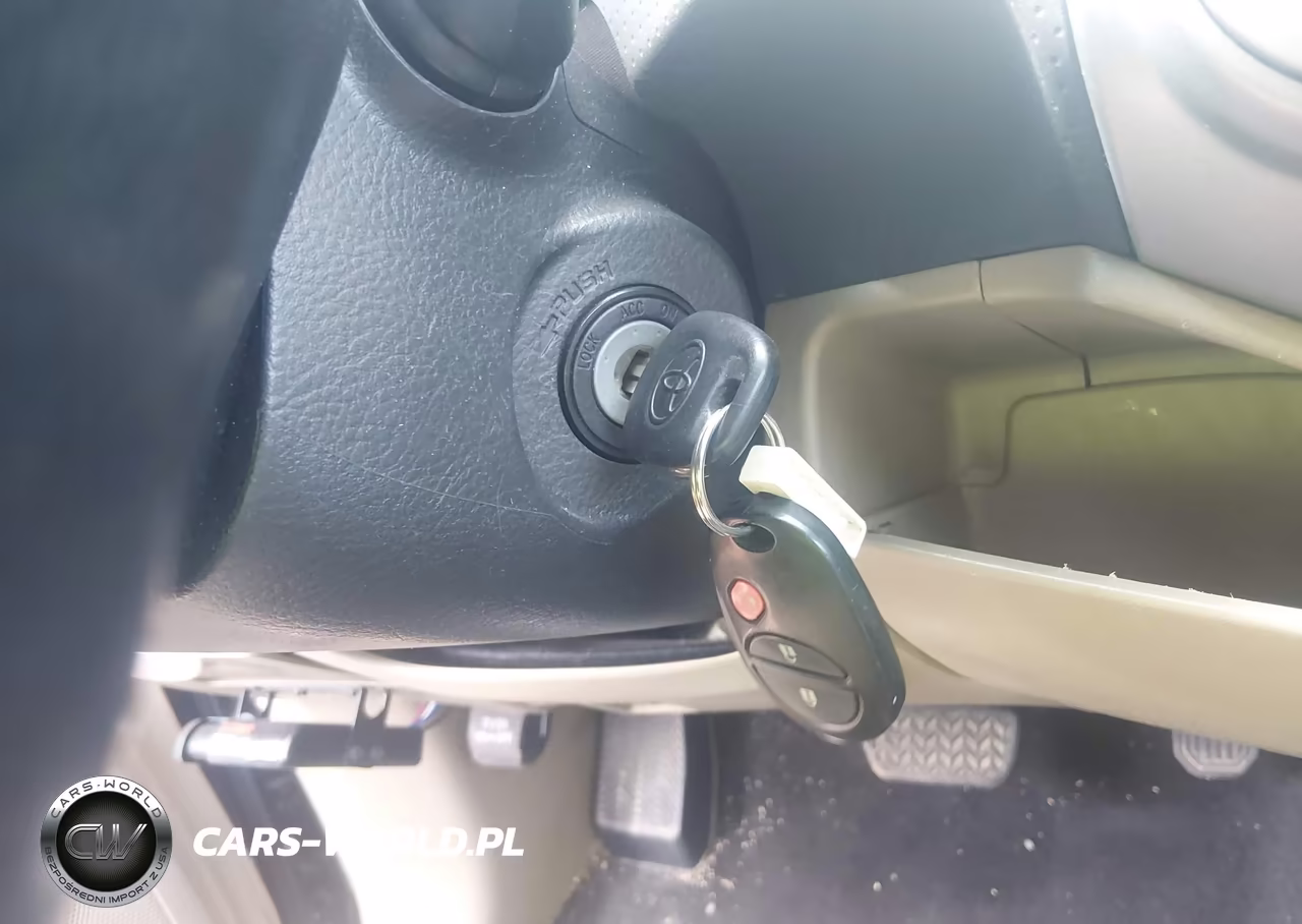 2012 Toyota Tacoma Base V6 VIN:3TMMU4FN4CM044312 - 11