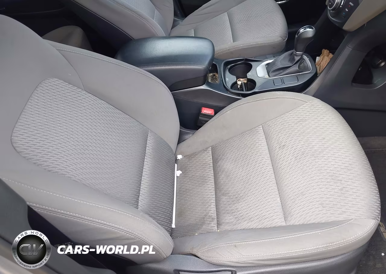 2018 Hyundai Santa Fe Se VIN:KM8SMDHF3JU279284 - 5