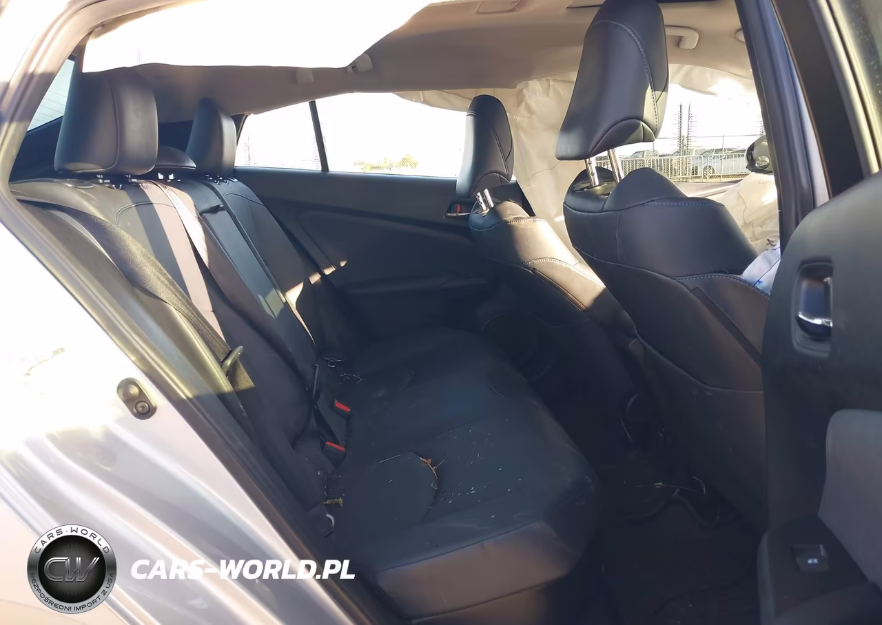 2016 Toyota Prius VIN:JTDKARFU8G3005556 - 8