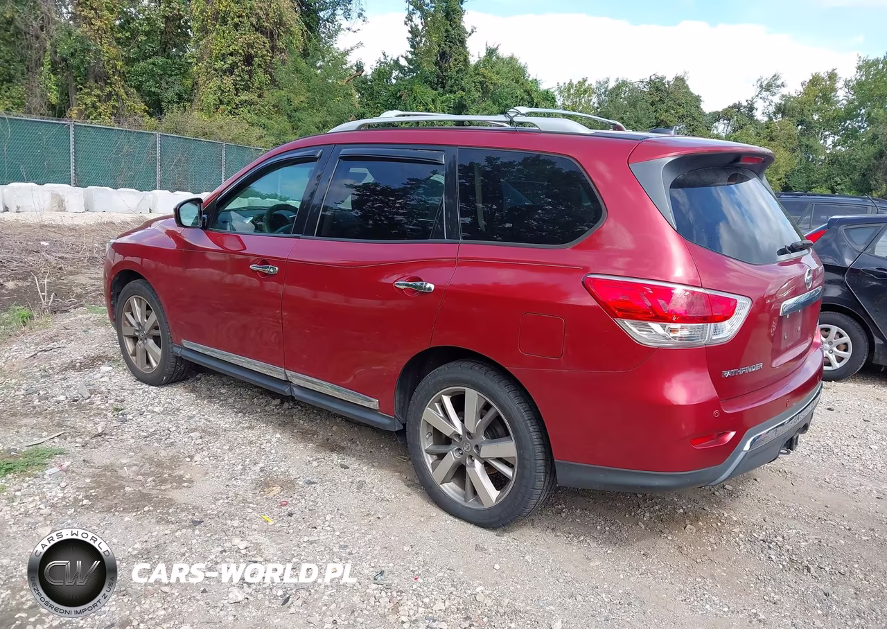 2013 Nissan Pathfinder Platinum VIN:5N1AR2MM9DC639447 - 3