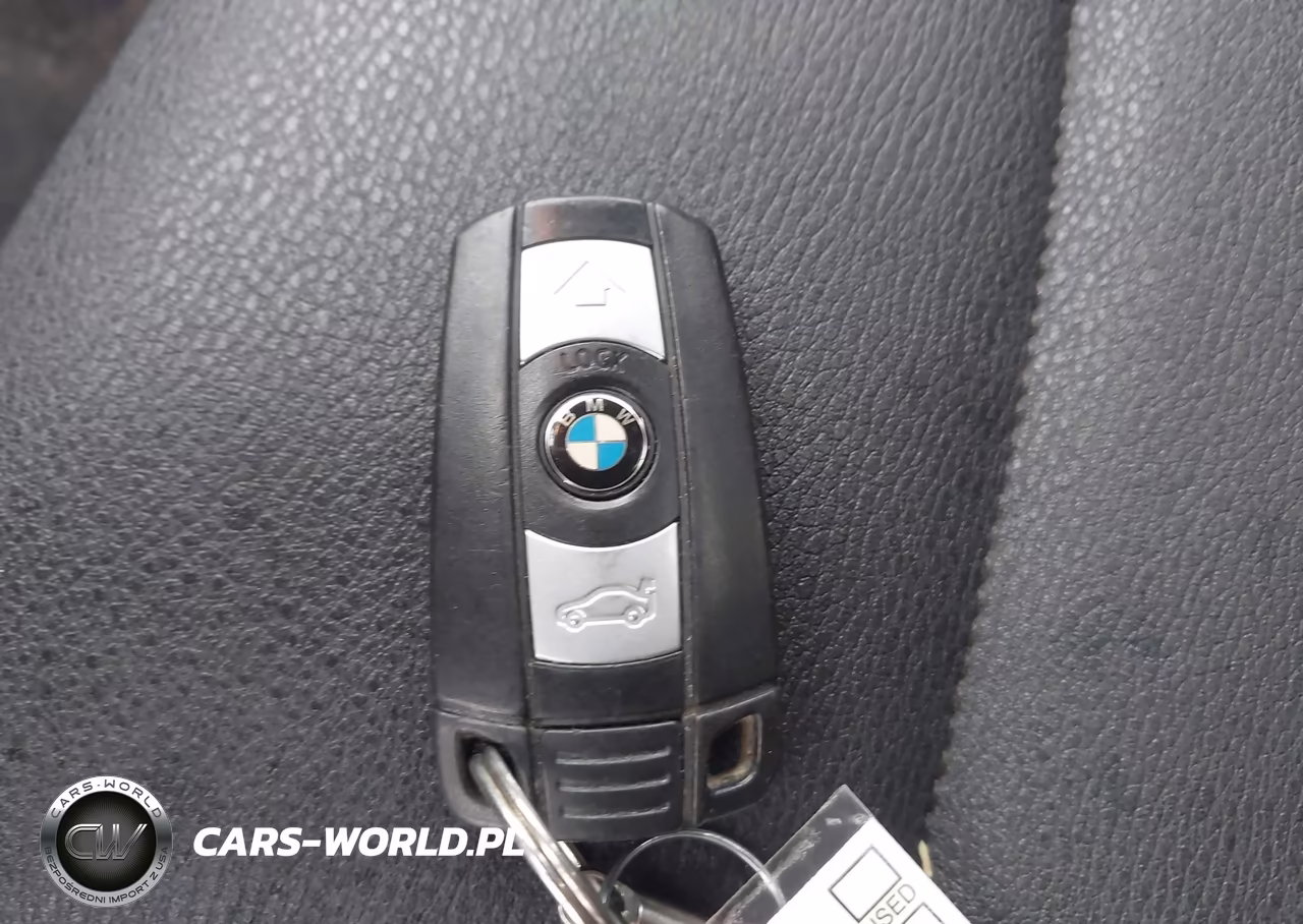 2015 BMW X1 xDrive28I VIN:WBAVL1C52FVY37366 - 11