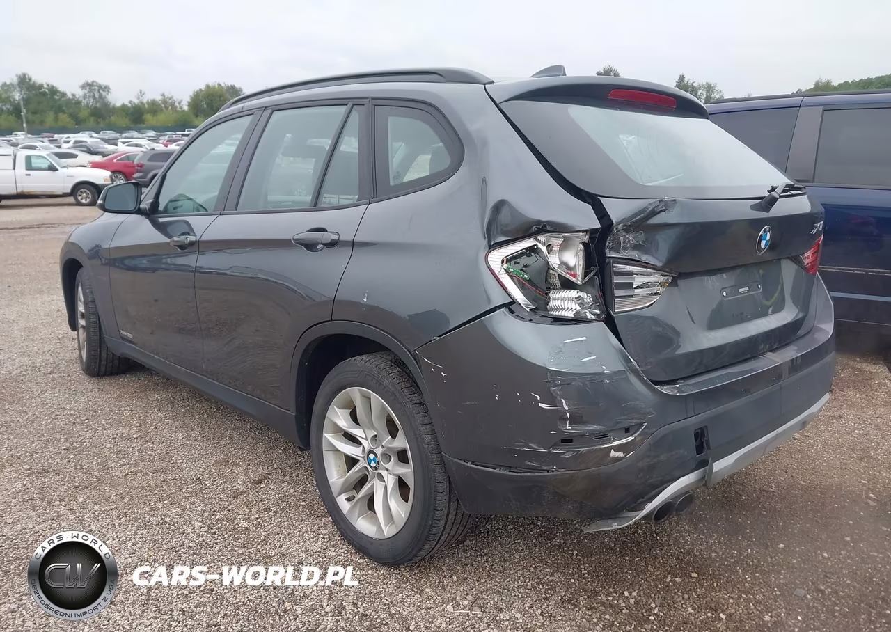 2015 BMW X1 xDrive28I VIN:WBAVL1C52FVY37366 - 3