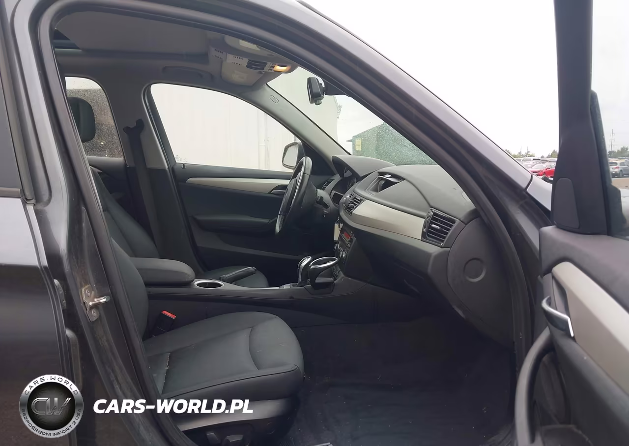 2015 BMW X1 xDrive28I VIN:WBAVL1C52FVY37366 - 5