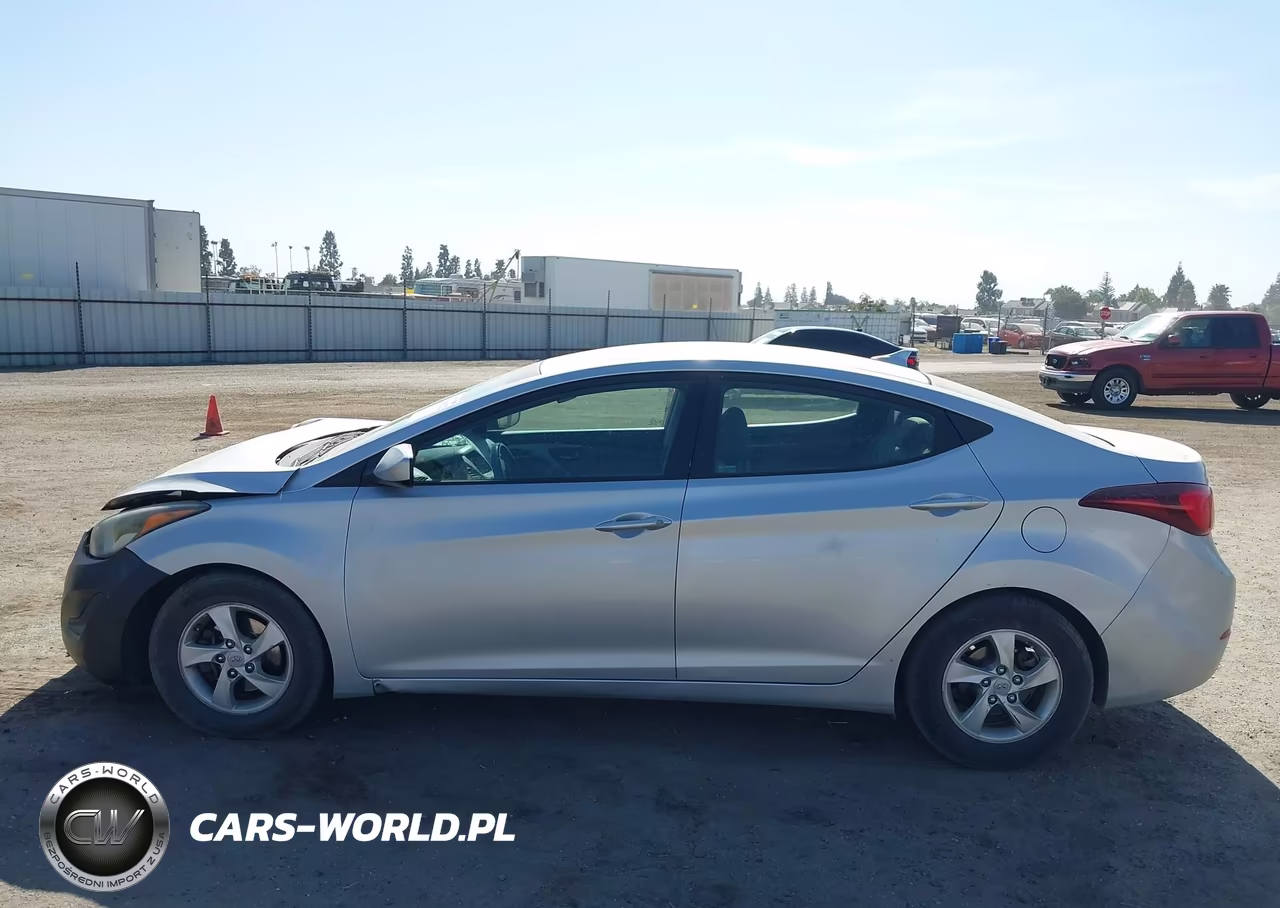 2014 Hyundai Elantra Se VIN:5NPDH4AE0EH477677 - 17