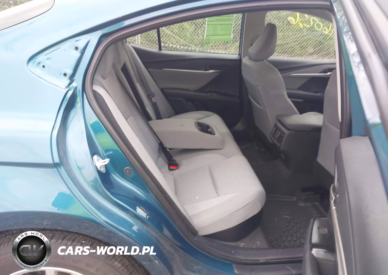 2025 Toyota Camry Le VIN:4T1DBADK4SU531612 - 8