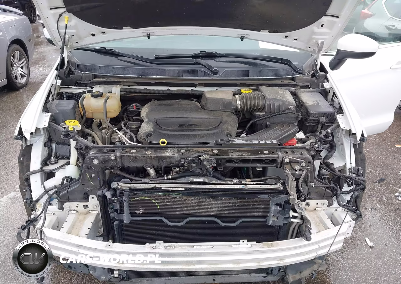 2021 Chrysler Voyager Lxi VIN:2C4RC1DG6MR551847 - 10