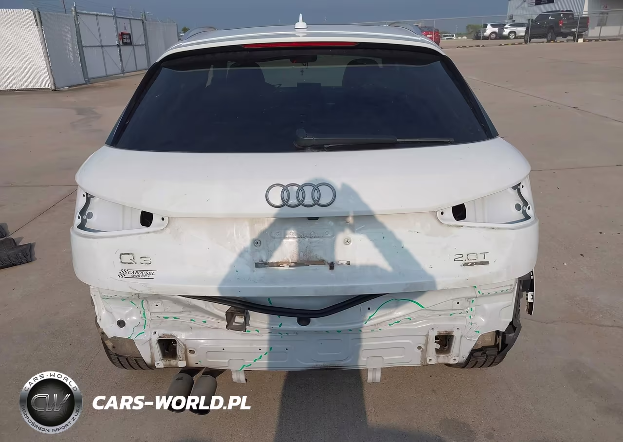 2016 Audi Q3 2.0T Premium Plus VIN:WA1GFCFS9GR009352 - 17