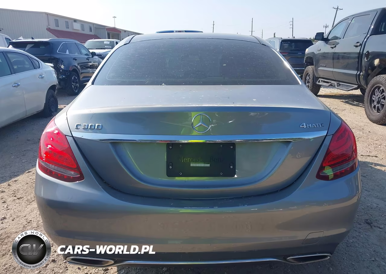 2015 Mercedes-Benz C 300 4Matic VIN:55SWF4KB9FU023994 - 16