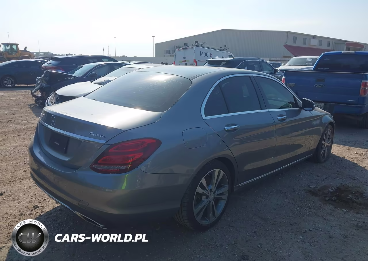 2015 Mercedes-Benz C 300 4Matic VIN:55SWF4KB9FU023994 - 4