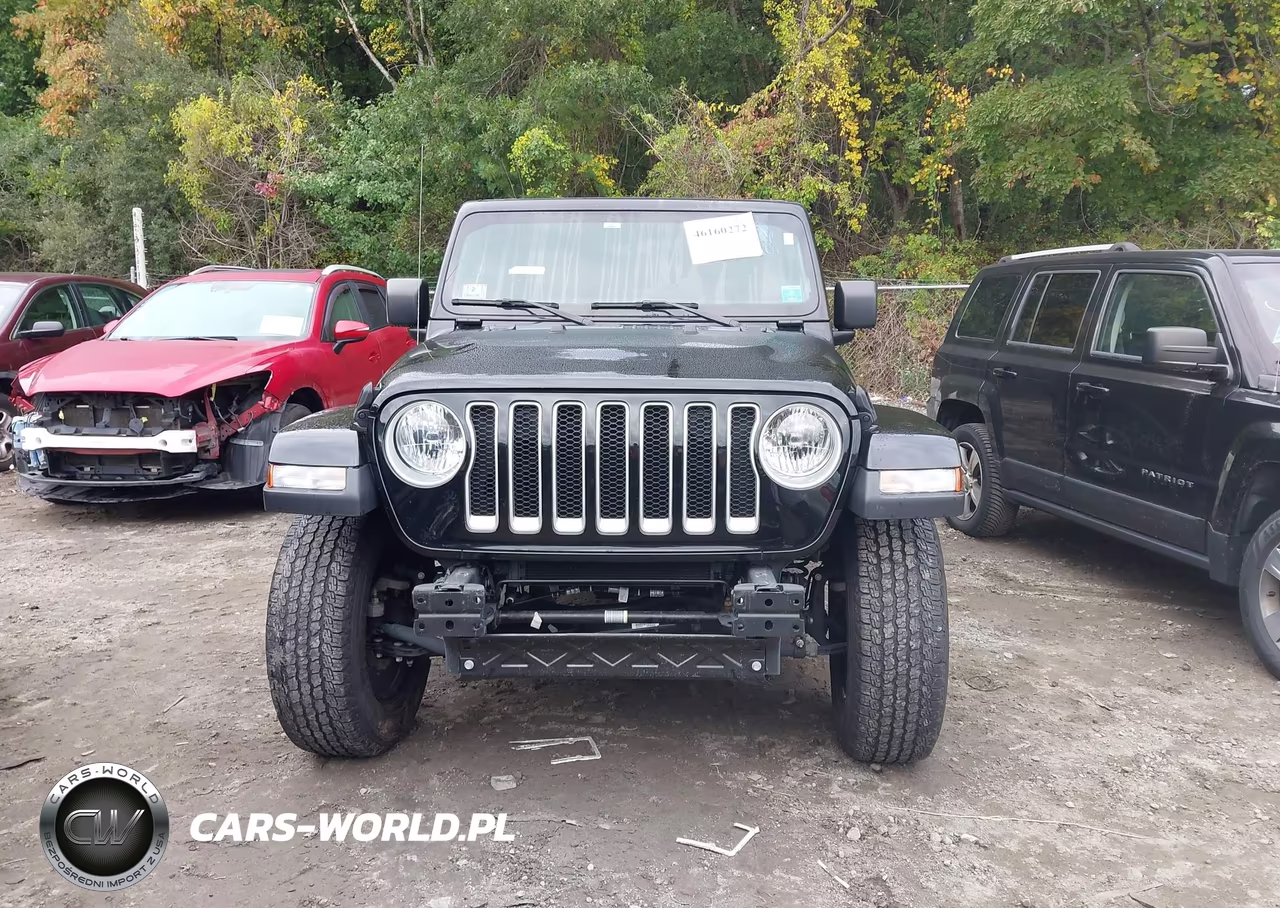 2022 Jeep Wrangler Unlimited Sahara 4X4 VIN:1C4HJXEN2NW252530 - 13