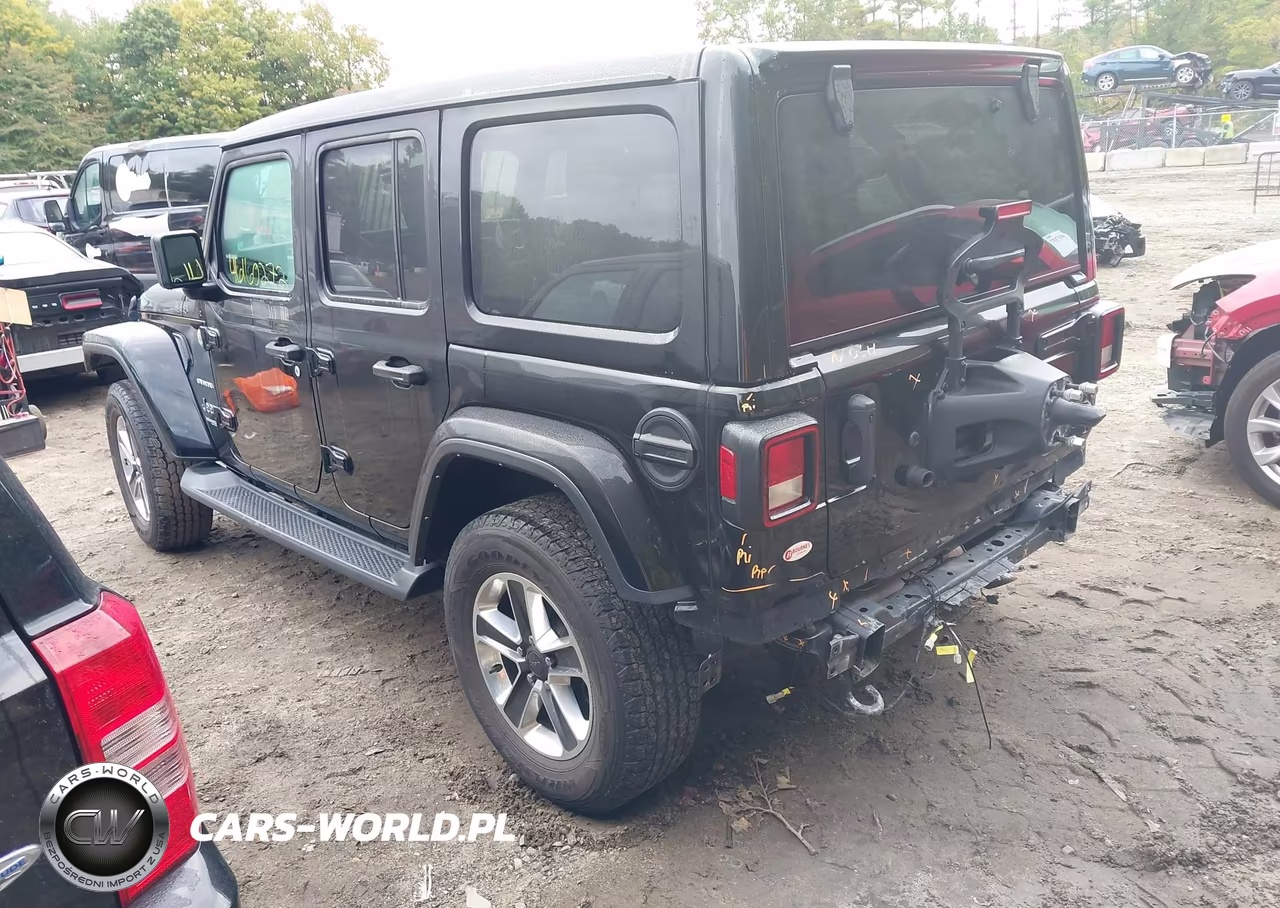 2022 Jeep Wrangler Unlimited Sahara 4X4 VIN:1C4HJXEN2NW252530 - 3