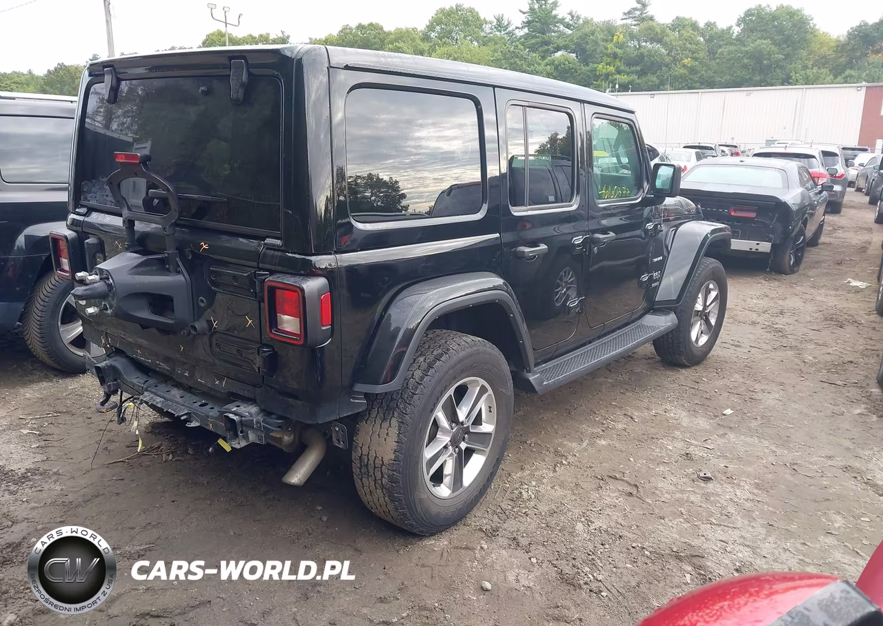 2022 Jeep Wrangler Unlimited Sahara 4X4 VIN:1C4HJXEN2NW252530 - 4