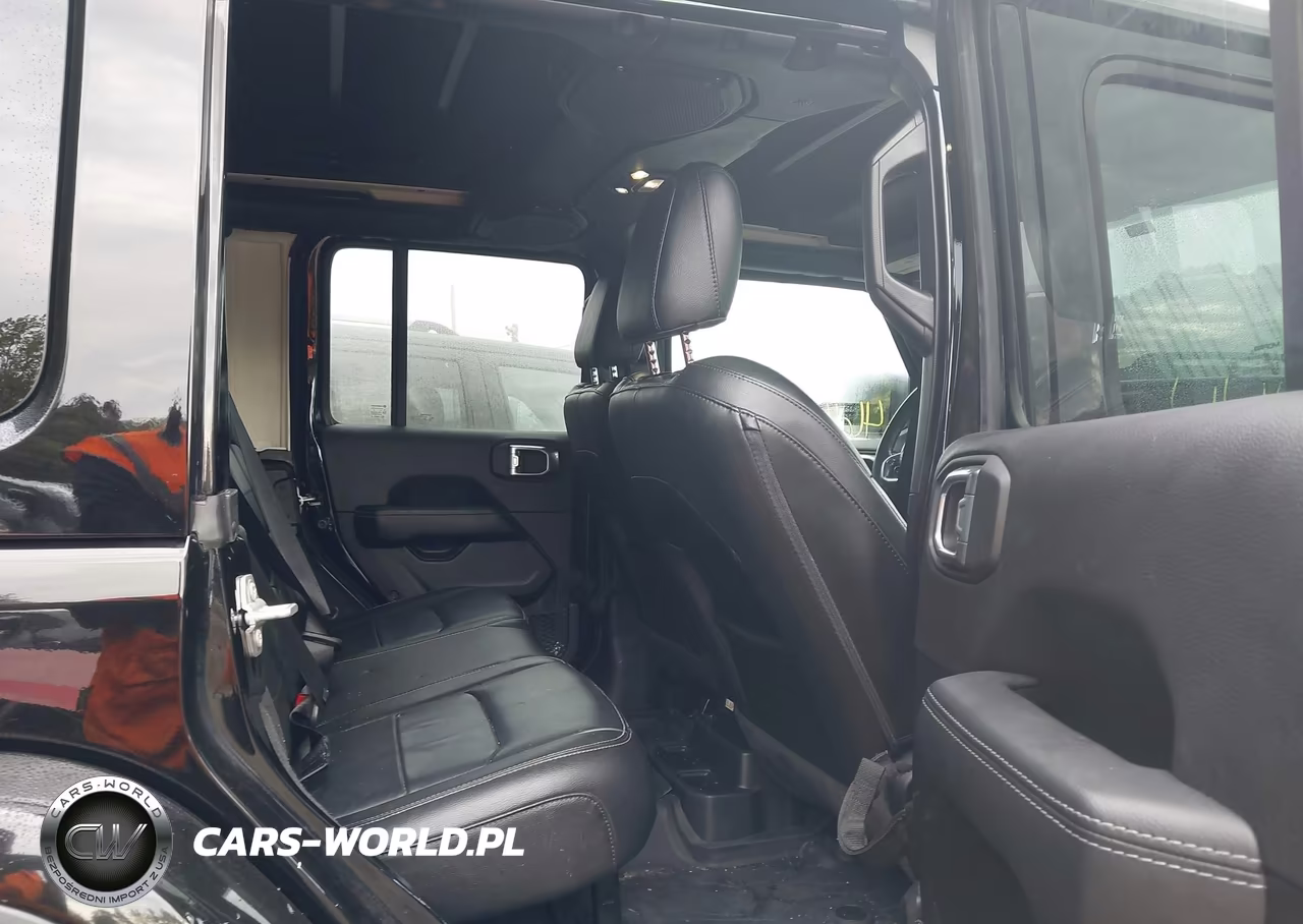 2022 Jeep Wrangler Unlimited Sahara 4X4 VIN:1C4HJXEN2NW252530 - 8