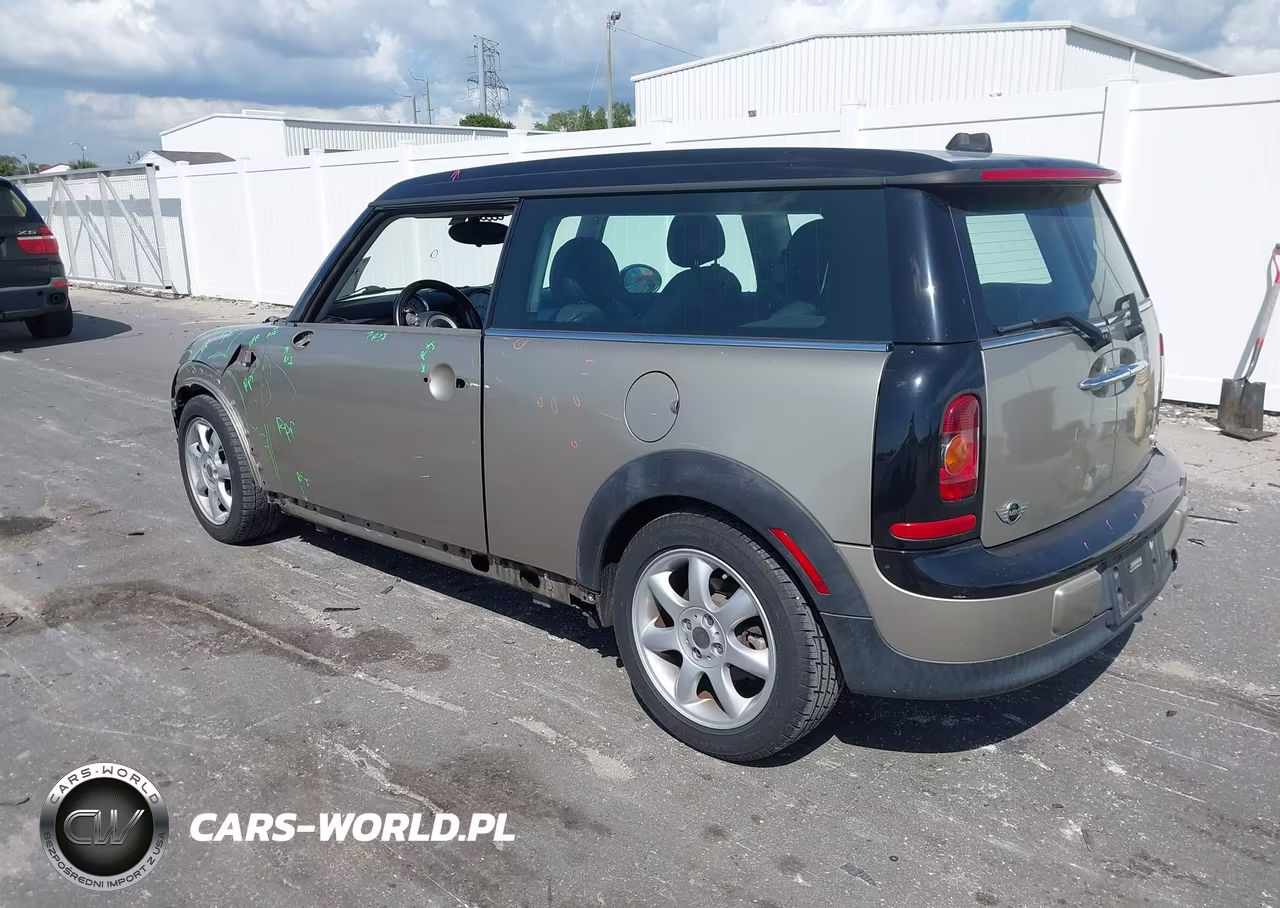 2010 Mini Cooper Clubman VIN:WMWML3C5XATX38242 - 3