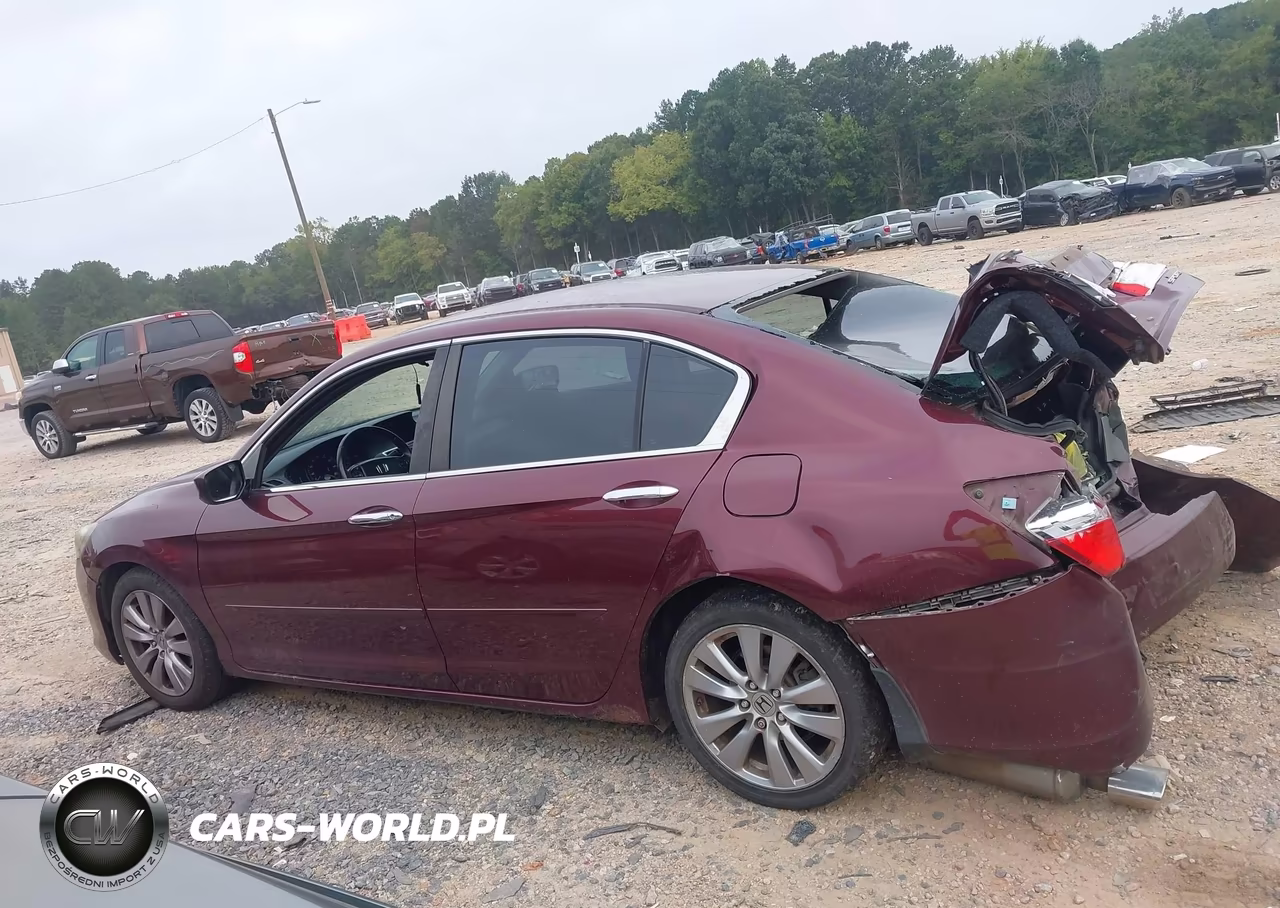 2014 Honda Accord Sport VIN:1HGCR2F53EA039847 - 14