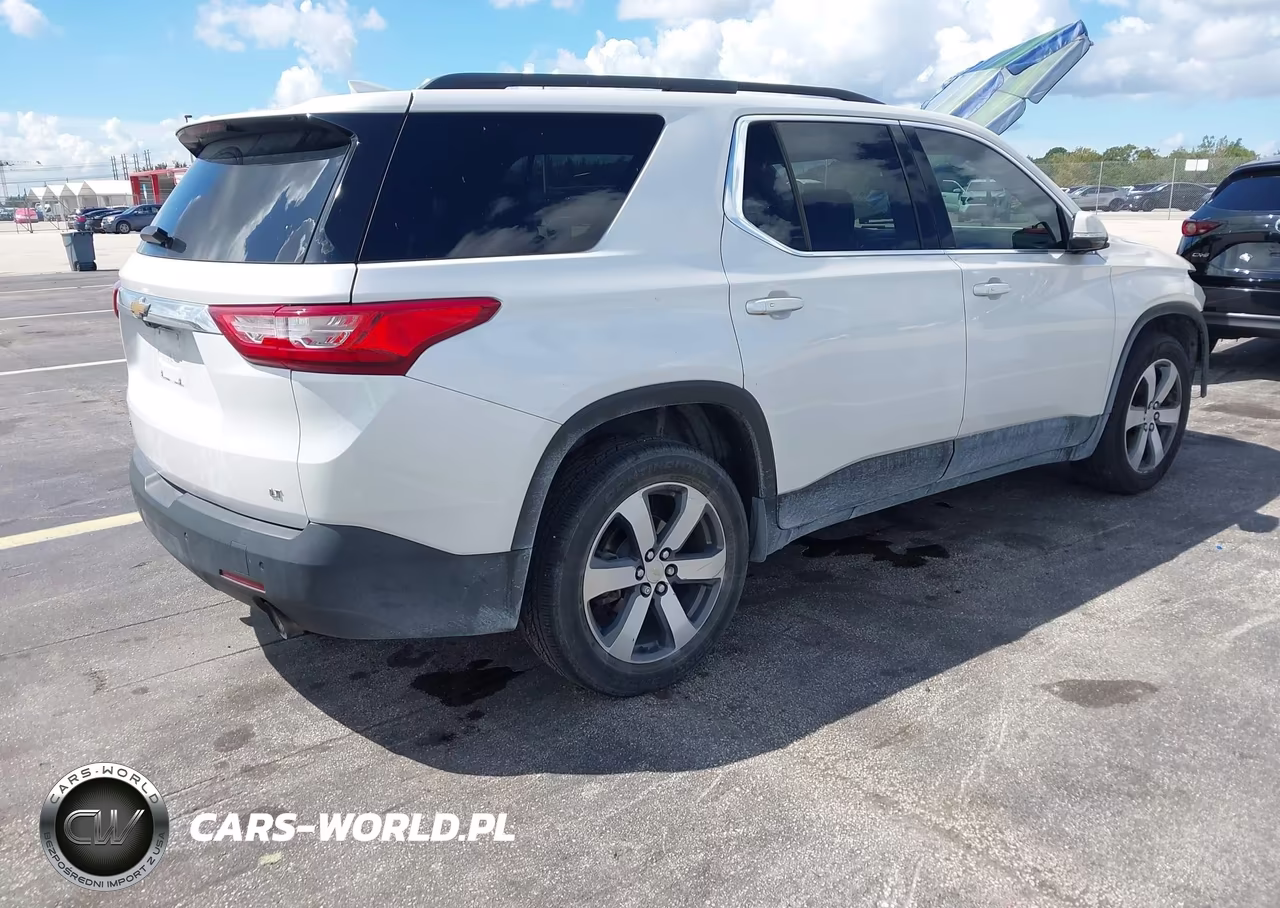 2019 Chevrolet Traverse 3Lt VIN:1GNERHKW8KJ203377 - 4