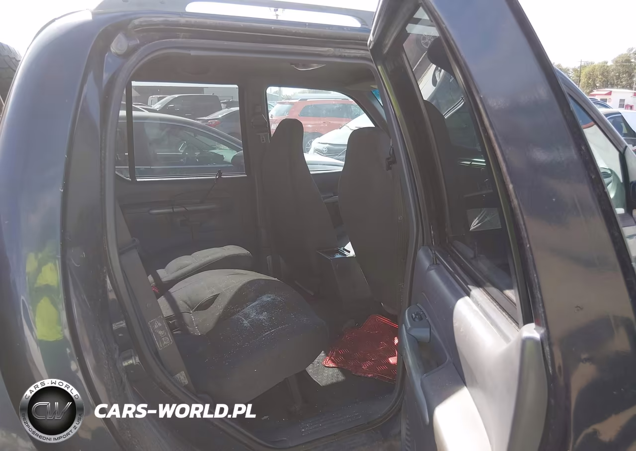 2002 Ford Explorer Sport Trac VIN:1FMZU67E92UC05162 - 8