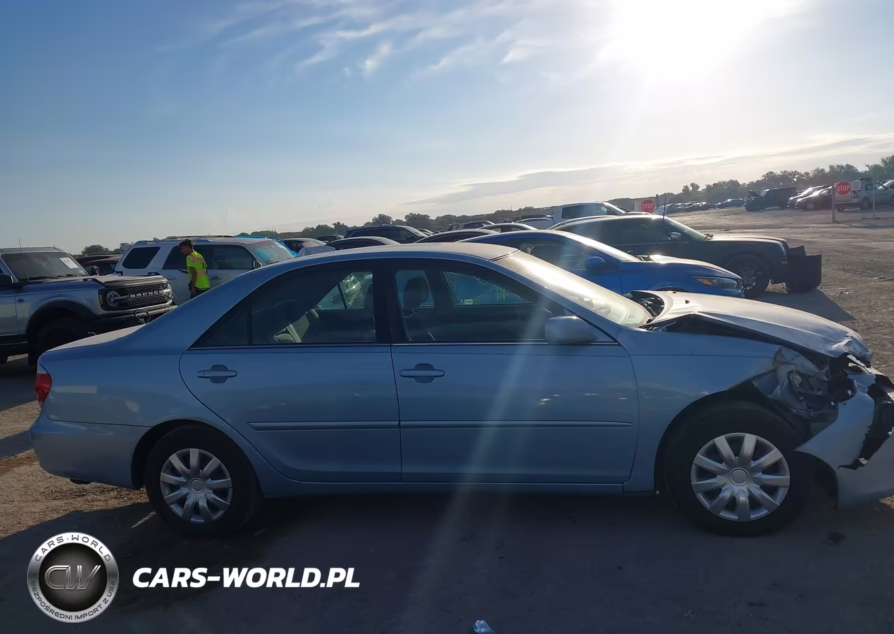 2006 Toyota Camry Le VIN:4T1BE32K26U682340 - 13