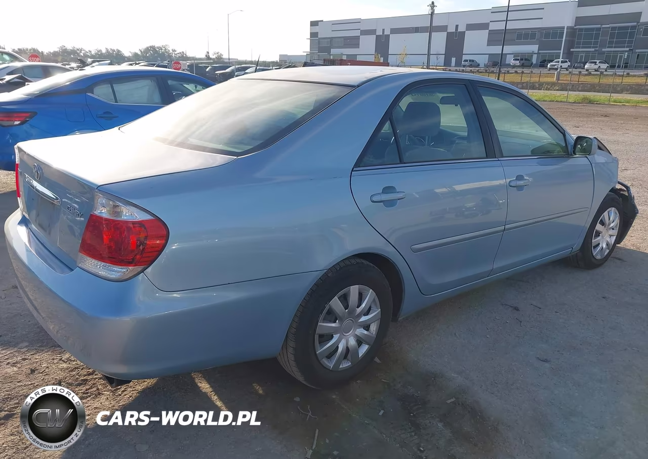 2006 Toyota Camry Le VIN:4T1BE32K26U682340 - 4