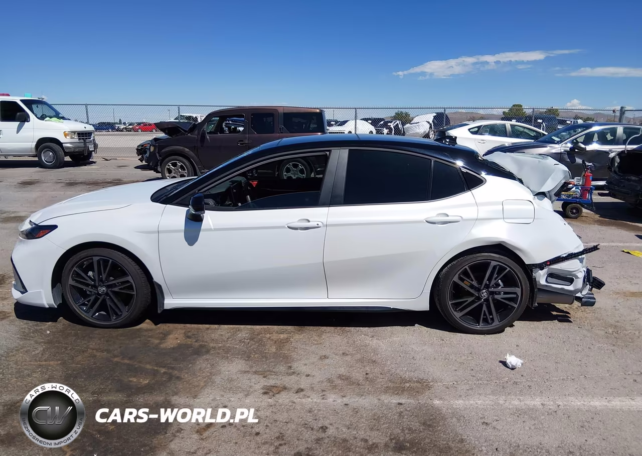 2026 Toyota Camry Xse VIN:4T1DAACK7TU322984 - 15