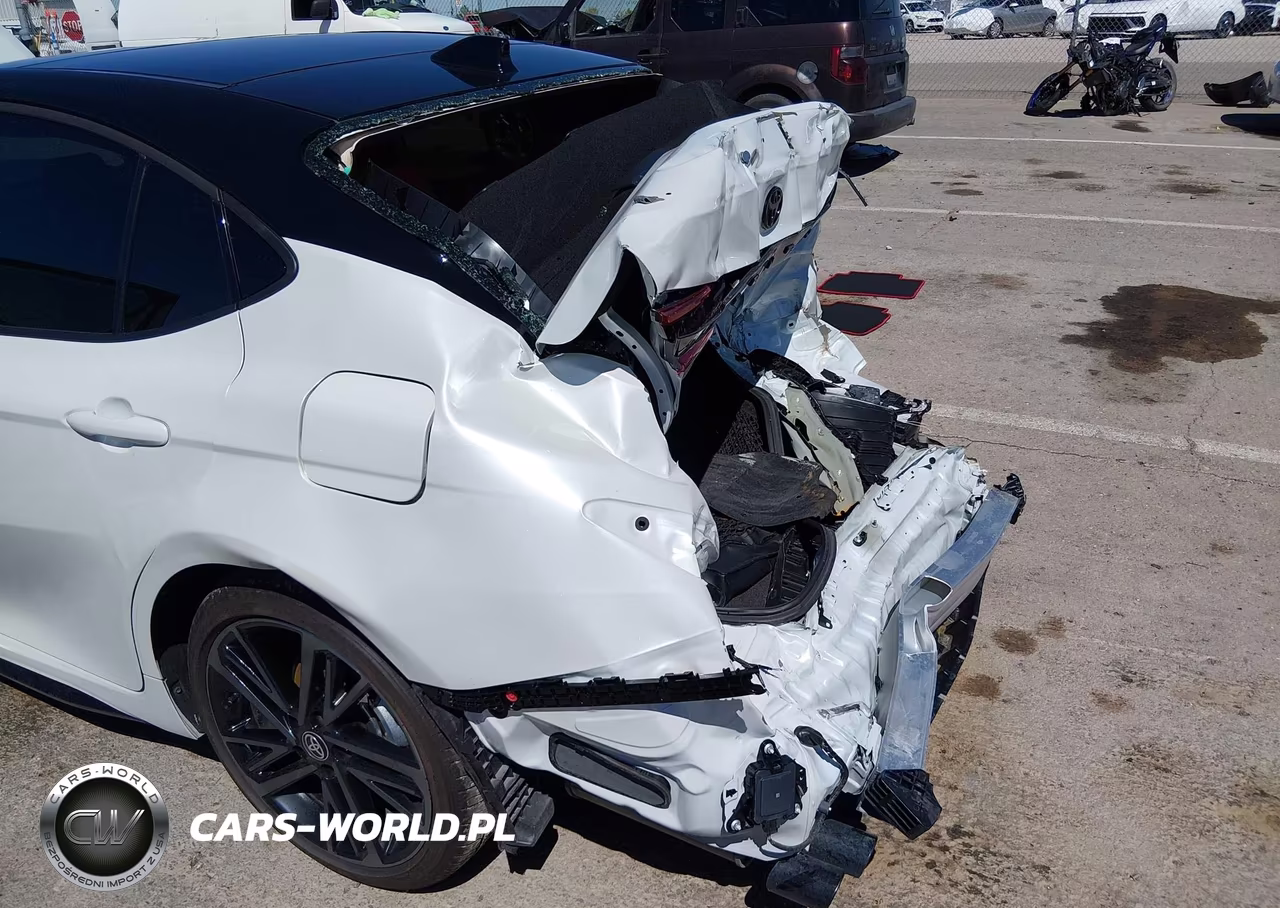 2026 Toyota Camry Xse VIN:4T1DAACK7TU322984 - 6