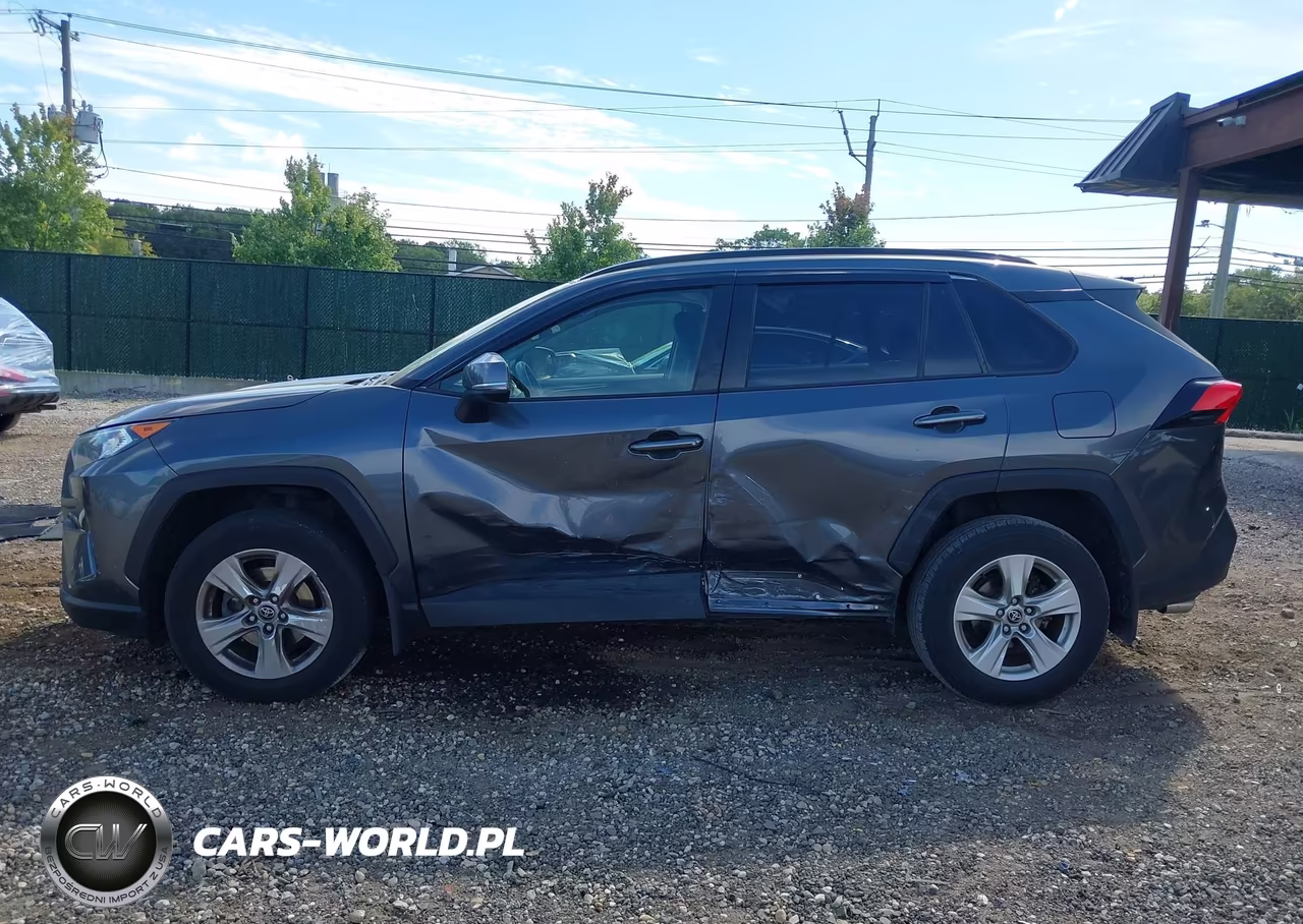 2020 Toyota Rav4 Xle VIN:JTMP1RFV2LD060636 - 14