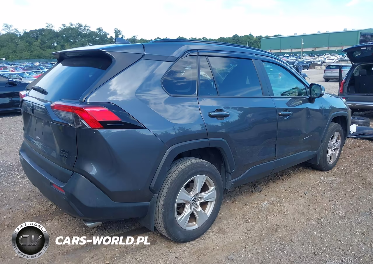 2020 Toyota Rav4 Xle VIN:JTMP1RFV2LD060636 - 4