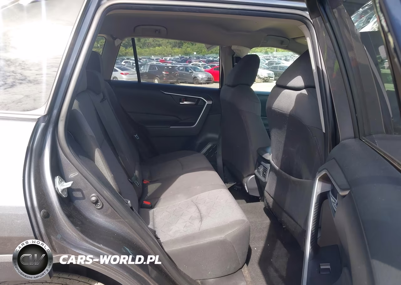 2020 Toyota Rav4 Xle VIN:JTMP1RFV2LD060636 - 8