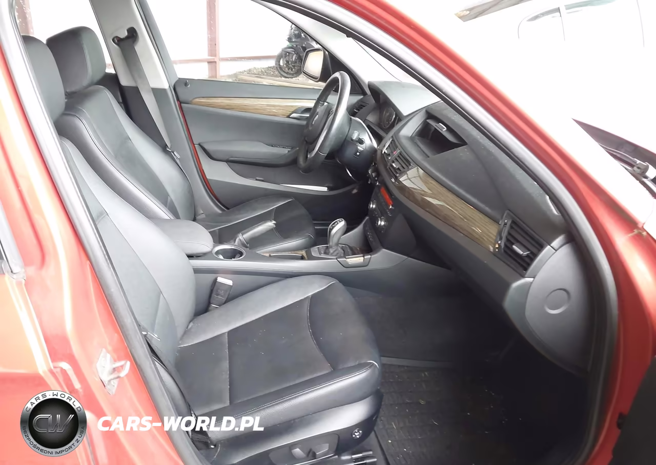 2013 BMW X1 xDrive28I VIN:WBAVL1C58DVR84644 - 5