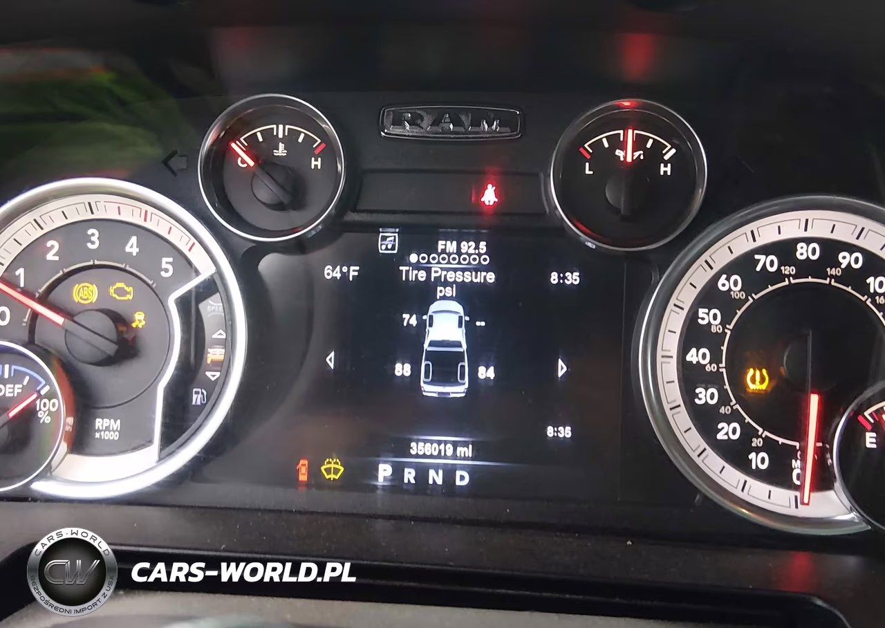 2015 Ram 2500 Laramie VIN:3C6UR5NL5FG523842 - 7