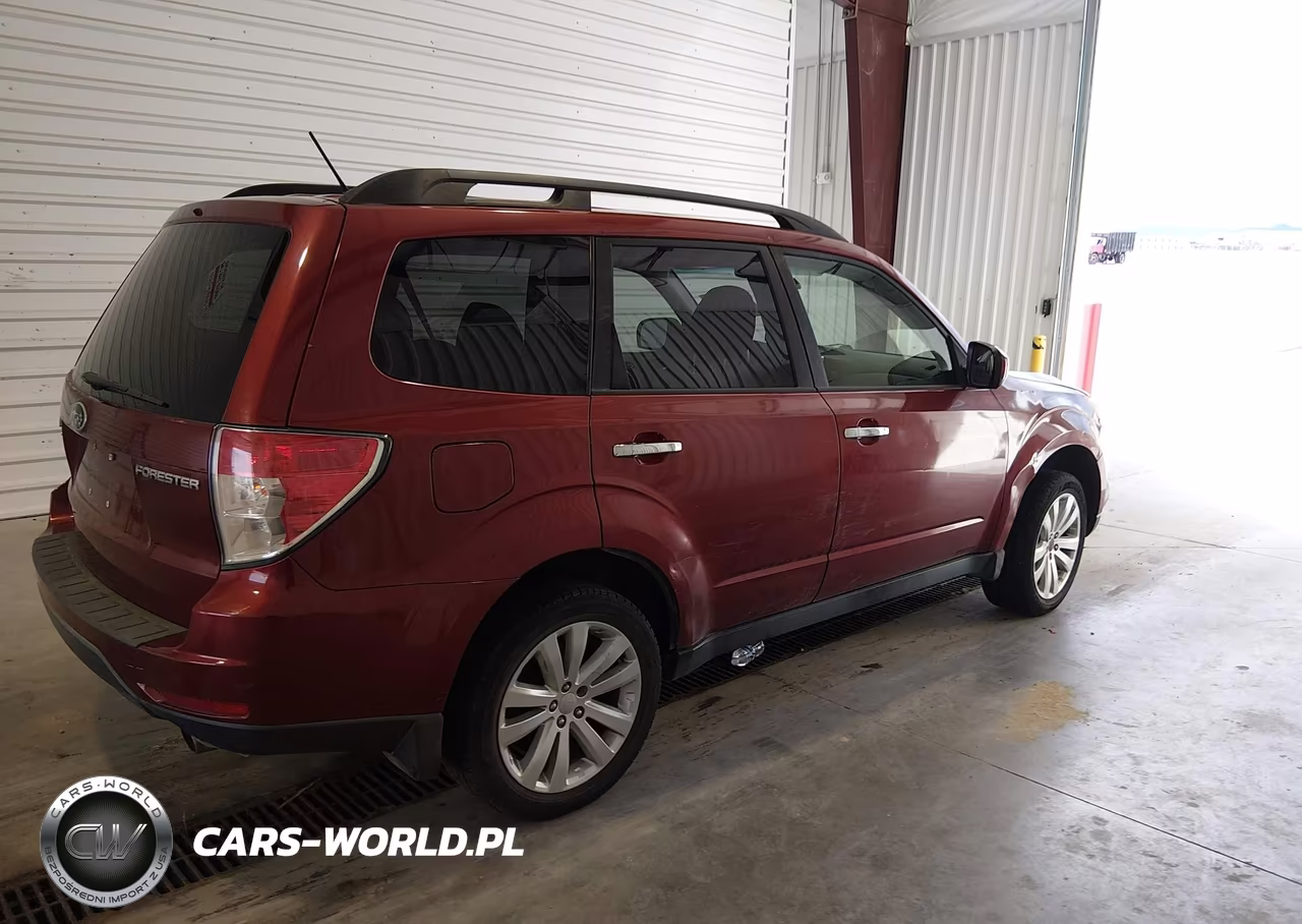 2012 Subaru Forester 2.5X Premium VIN:JF2SHBCC1CH414592 - 4