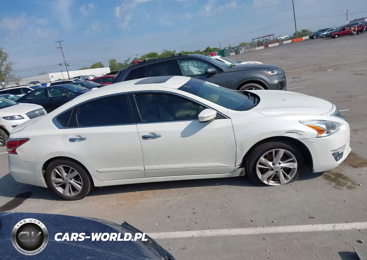 2015 Nissan Altima 2.5 Sv VIN:1N4AL3AP9FC159881 - 13