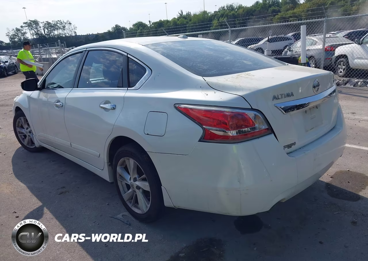 2015 Nissan Altima 2.5 Sv VIN:1N4AL3AP9FC159881 - 3