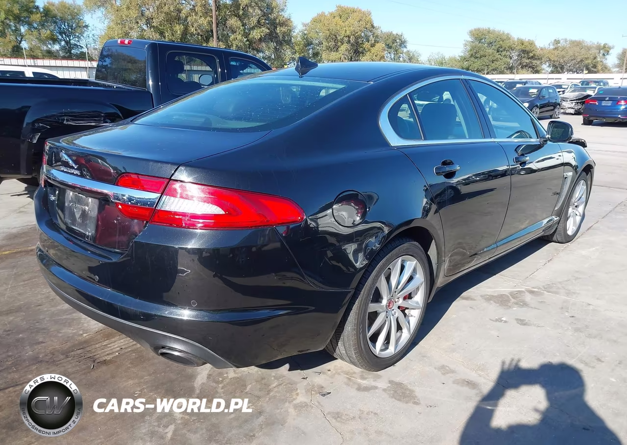 2014 Jaguar Xf I4 T VIN:SAJWA0ES7EPU14300 - 4