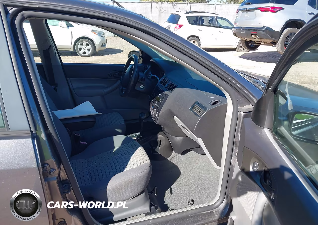2006 Ford Focus Zx4 VIN:1FAHP34N96W191368 - 5