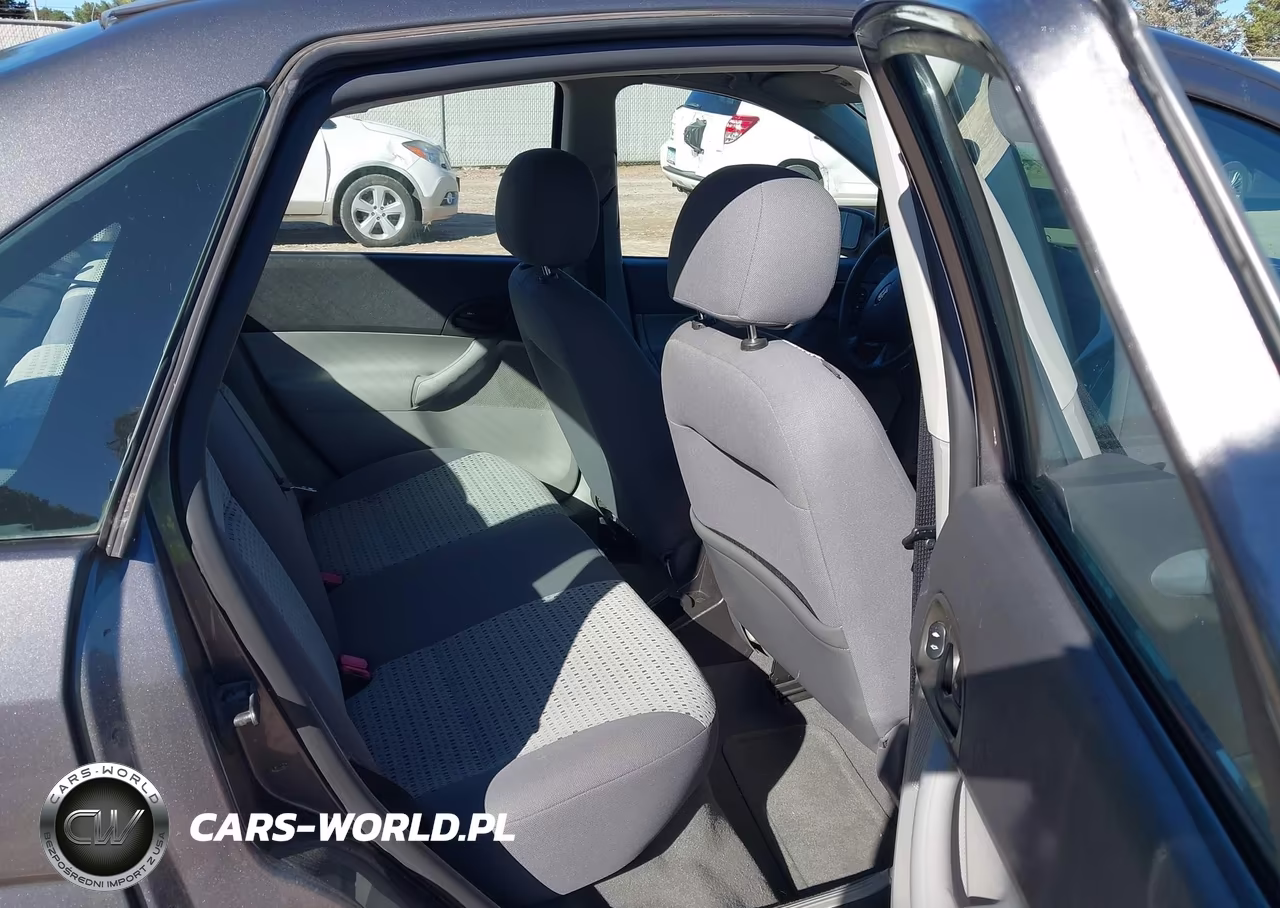 2006 Ford Focus Zx4 VIN:1FAHP34N96W191368 - 8