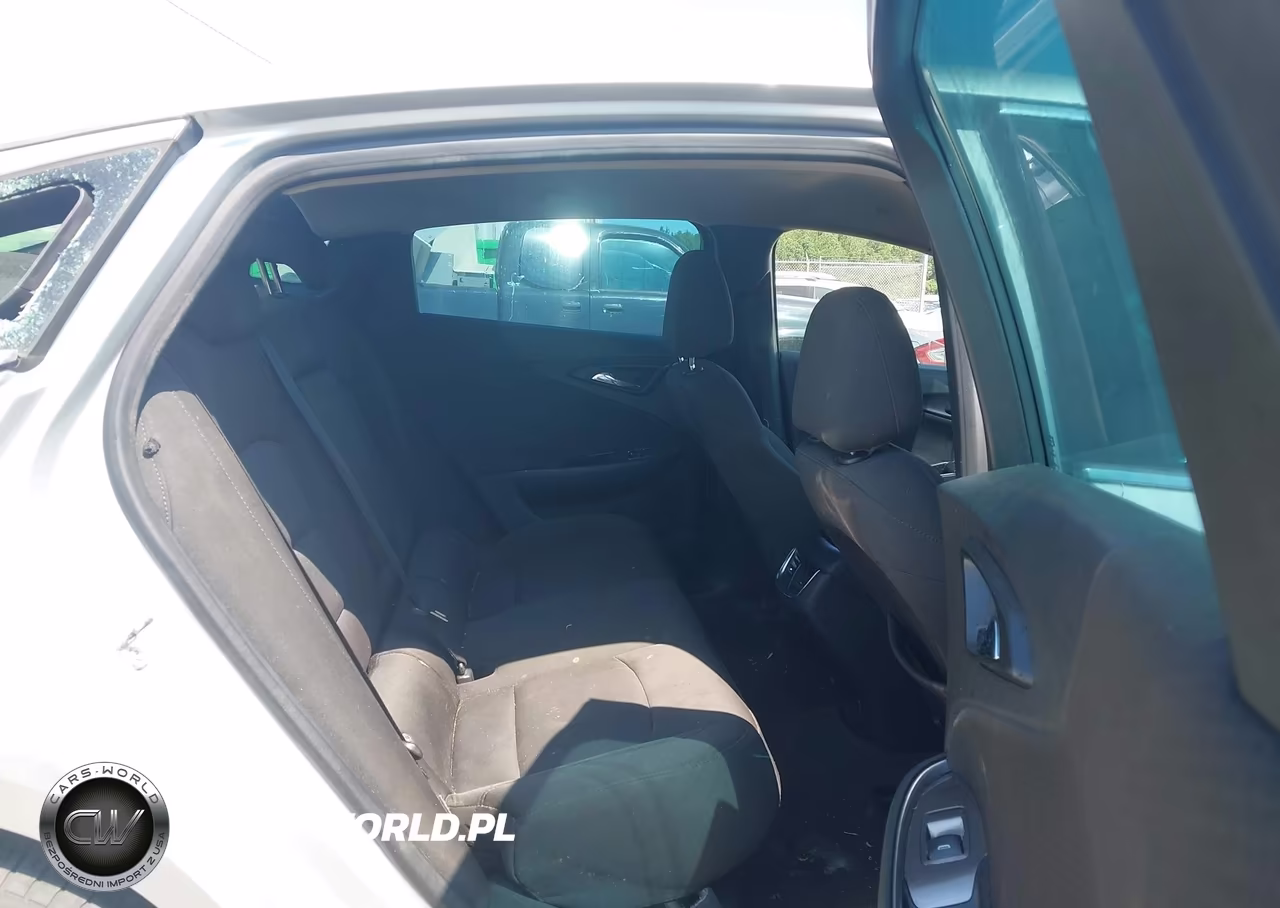 2018 Chevrolet Malibu Lt VIN:1G1ZD5ST7JF145107 - 8