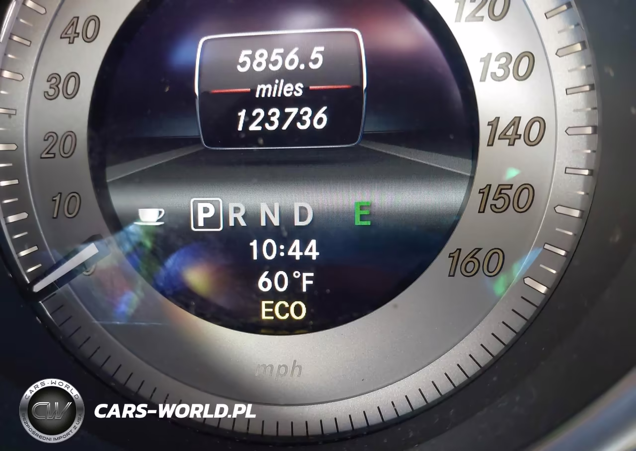 2013 Mercedes-Benz C 300 Sport 4Matic VIN:WDDGF8AB1DR284032 - 7