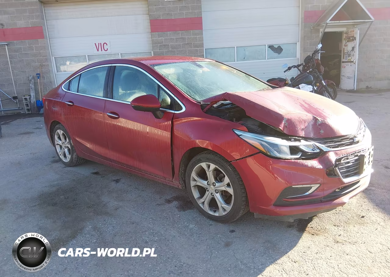2018 Chevrolet Cruze Premier Auto VIN:1G1BF5SM1J7105054 - 1