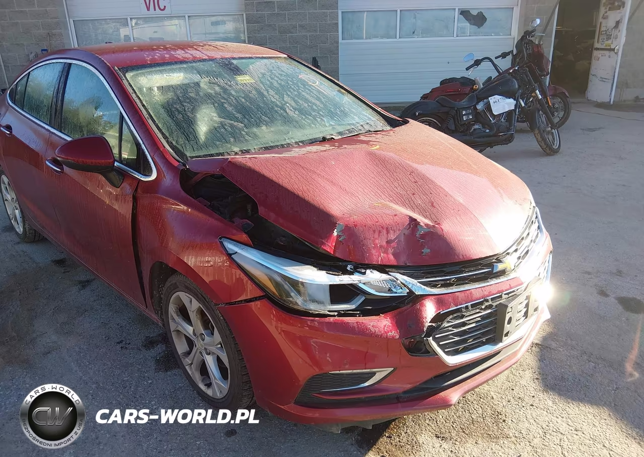 2018 Chevrolet Cruze Premier Auto VIN:1G1BF5SM1J7105054 - 6