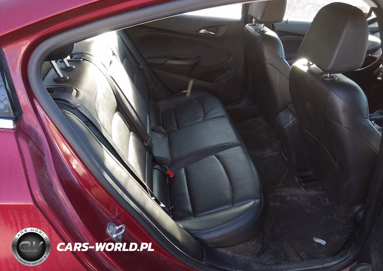 2018 Chevrolet Cruze Premier Auto VIN:1G1BF5SM1J7105054 - 8