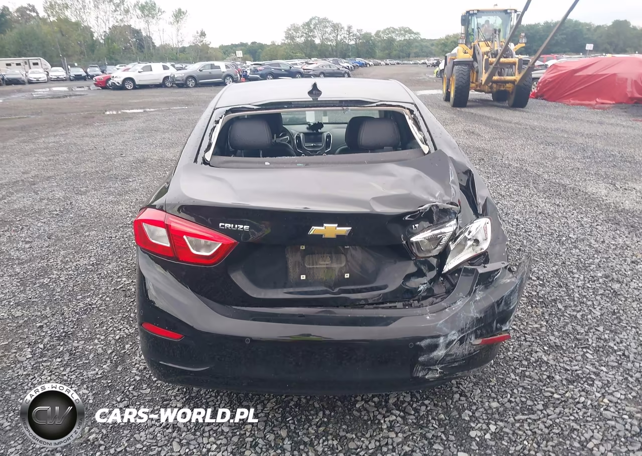 2018 Chevrolet Cruze Lt Auto VIN:1G1BE5SM9J7100106 - 6
