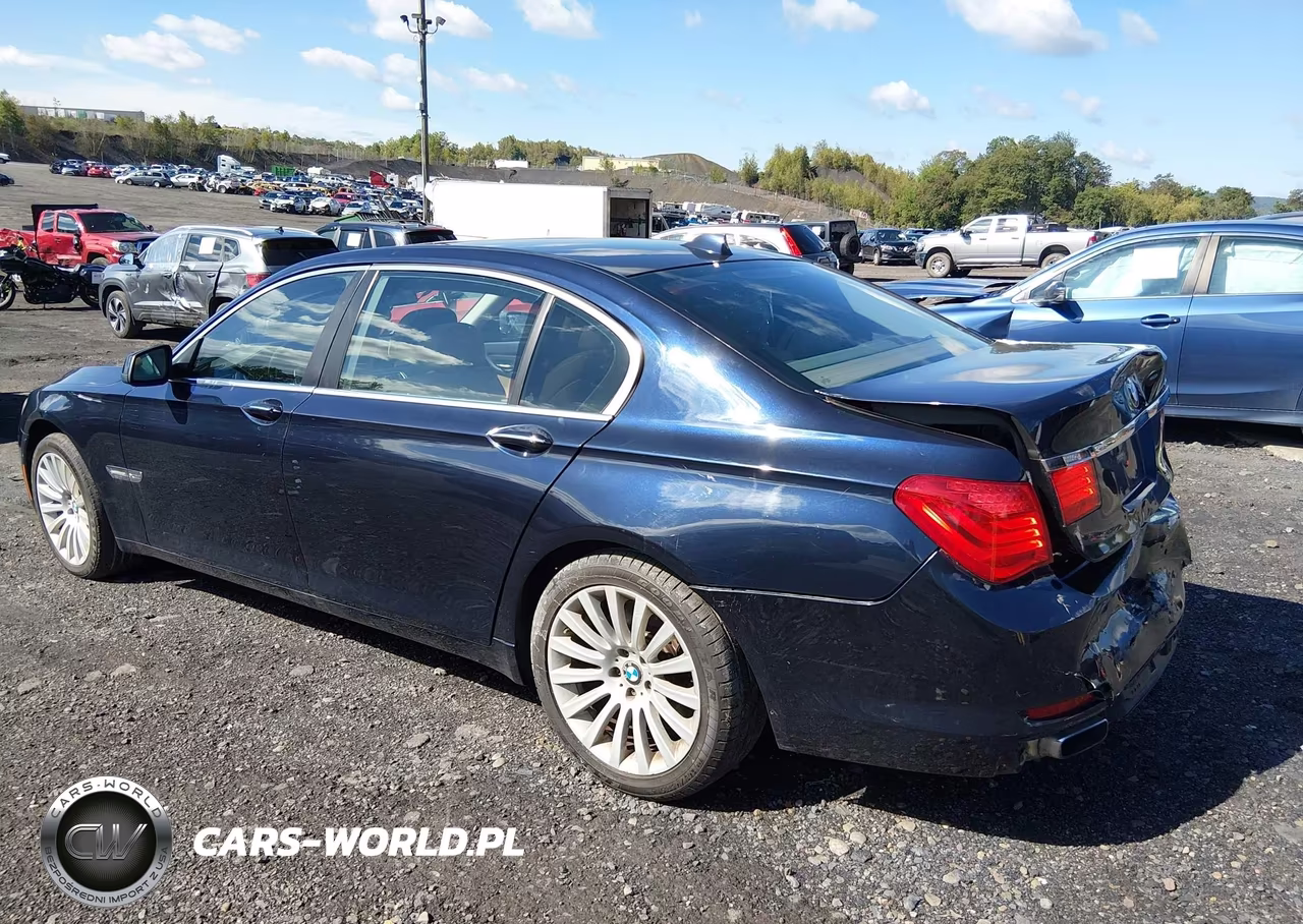 2012 BMW 750Li xDrive VIN:WBAKC8C50CC435669 - 3