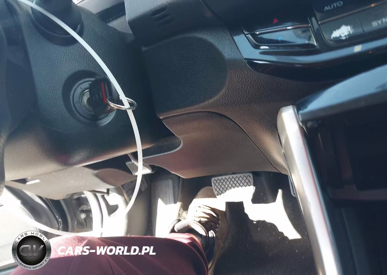 2016 Honda Accord Lx VIN:1HGCR2F31GA000739 - 11